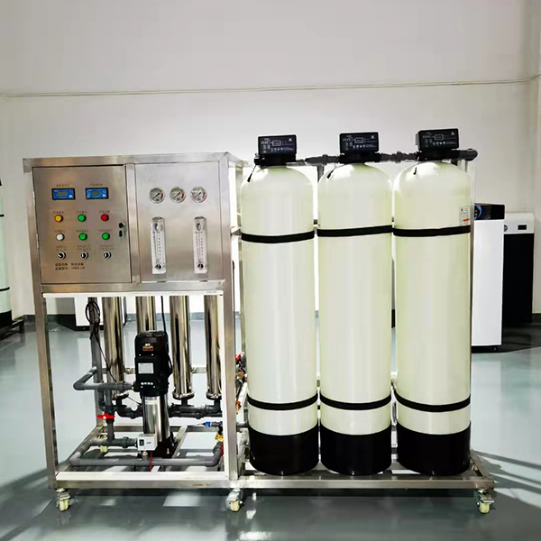 0.25-1噸玻璃鋼純水設(shè)備